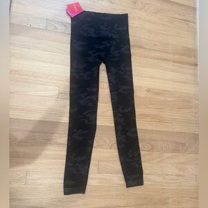 SPANX Dark Camouflage Leggings